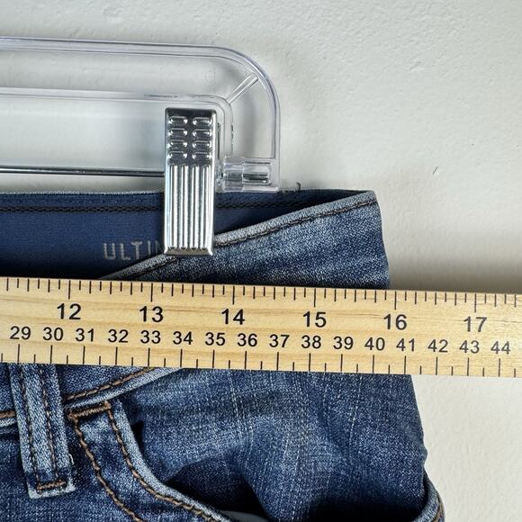 WRANGLER Willow Ultimate Riding Jeans Women’s Sz 11x34 Blue Mid Rise Bootcut - Picture 3 of 12